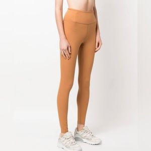 NWT Girlfriend Collective Leggings 🤩